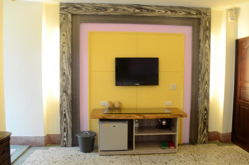 Jia Yuan Homestay Hengchun Exterior photo