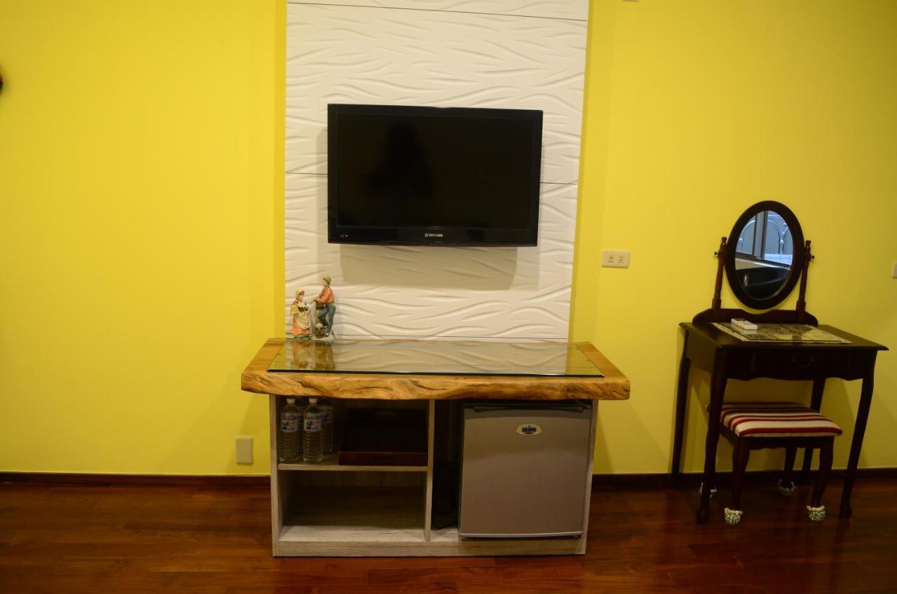 Jia Yuan Homestay Hengchun Exterior photo
